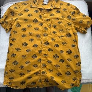 The North Face Mustard Patterned Casual Shirt